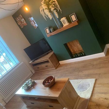 Quaint 1 Bedroom Cottage In Pudsey, Leeds Luaran gambar