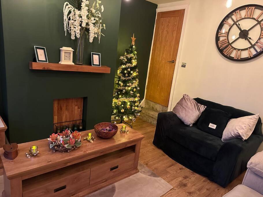 Quaint 1 Bedroom Cottage In Pudsey, Leeds Luaran gambar