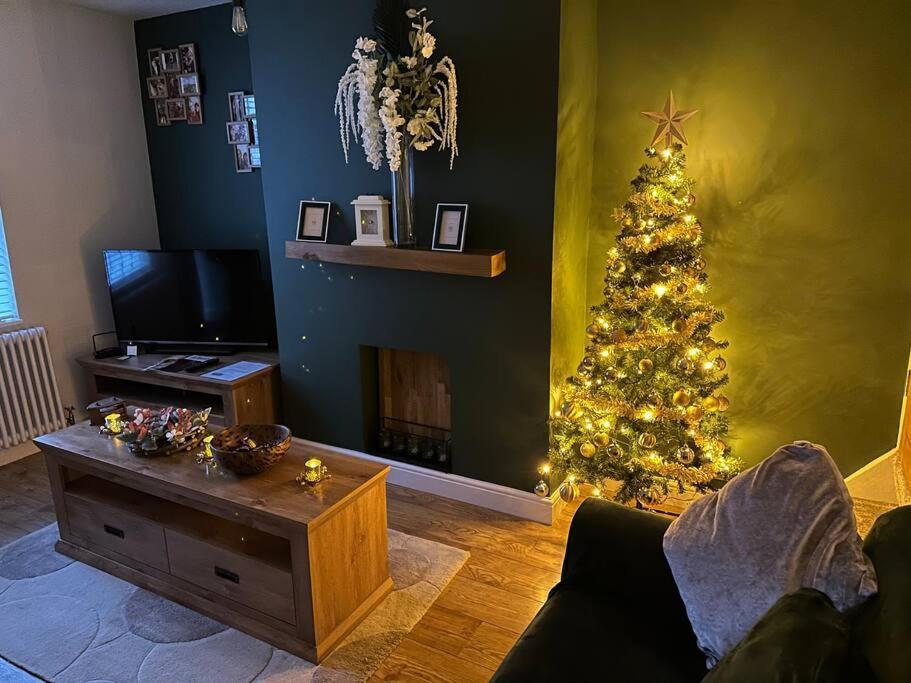 Quaint 1 Bedroom Cottage In Pudsey, Leeds Luaran gambar