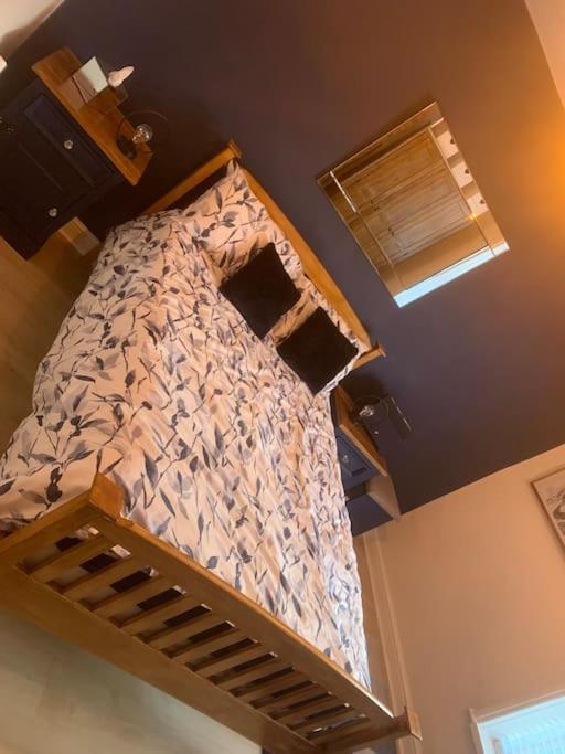 Quaint 1 Bedroom Cottage In Pudsey, Leeds Luaran gambar